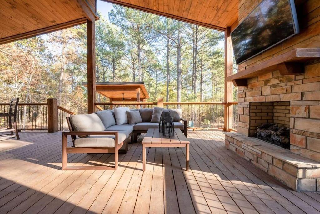 The Blaylock Cabin, 2 King, Hot Tub, Pet Friendly! Broken Bow Esterno foto